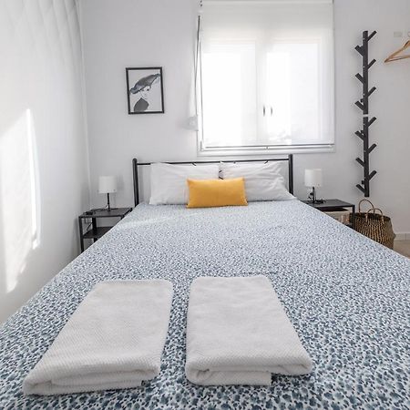 Cozy Studio, Near Airport & Sea Apartment ปอร์โตราฟตี ภายนอก รูปภาพ